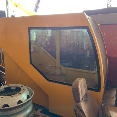 Cabines amarelas liebherr(2)